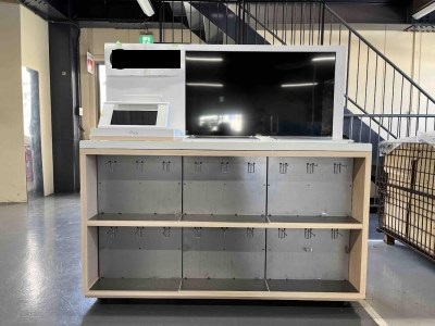 展示什器リニューアル後