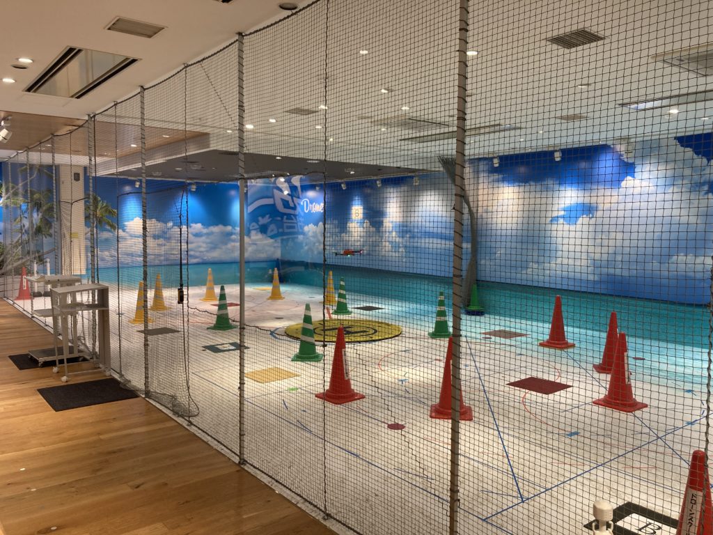 什器設置対象のドローンスクール